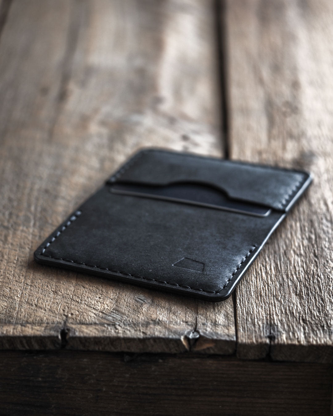 Luava handmade leather bi-fold wallet journeyman black open