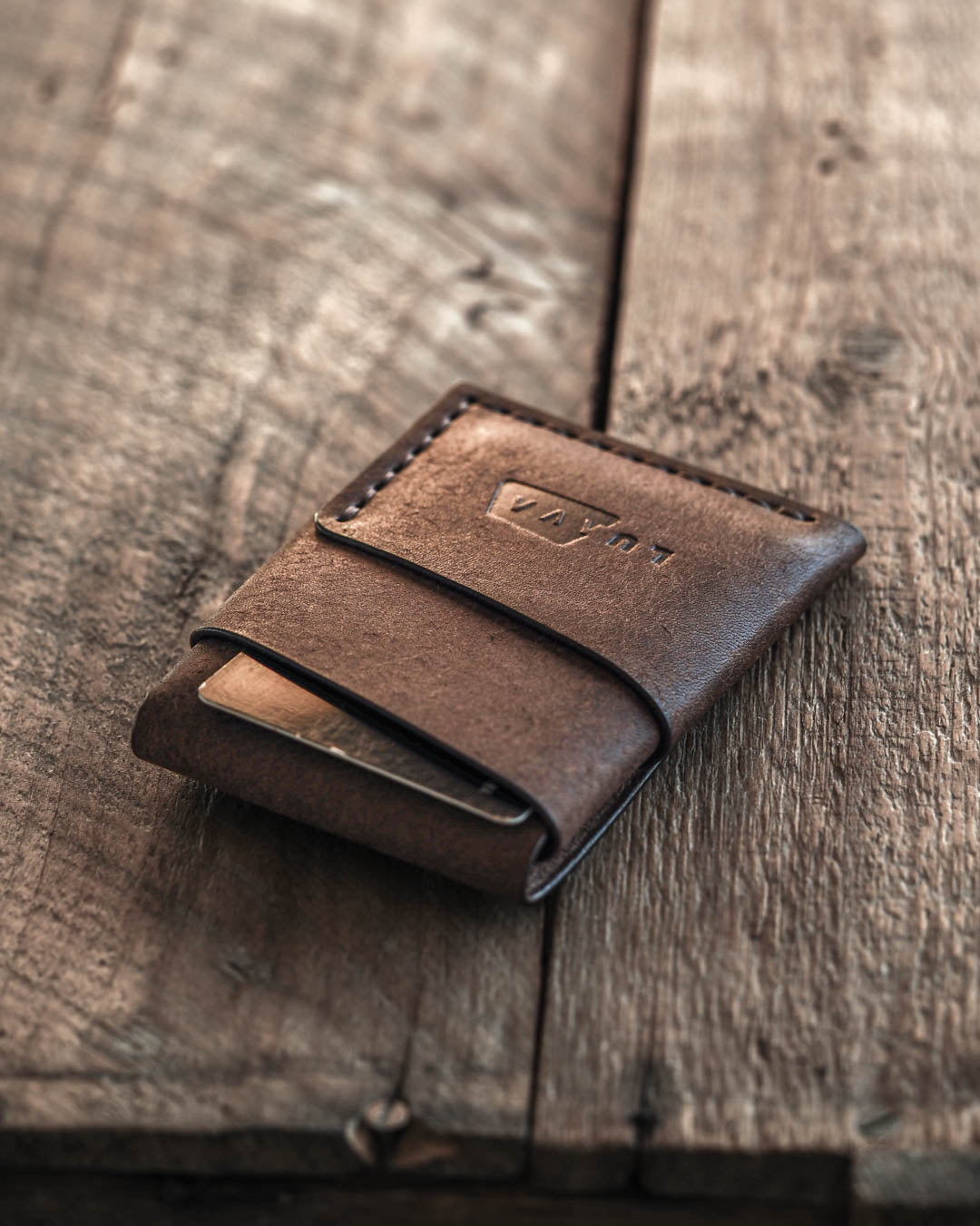 Luava handmade leather wallet Overfold tabacco back