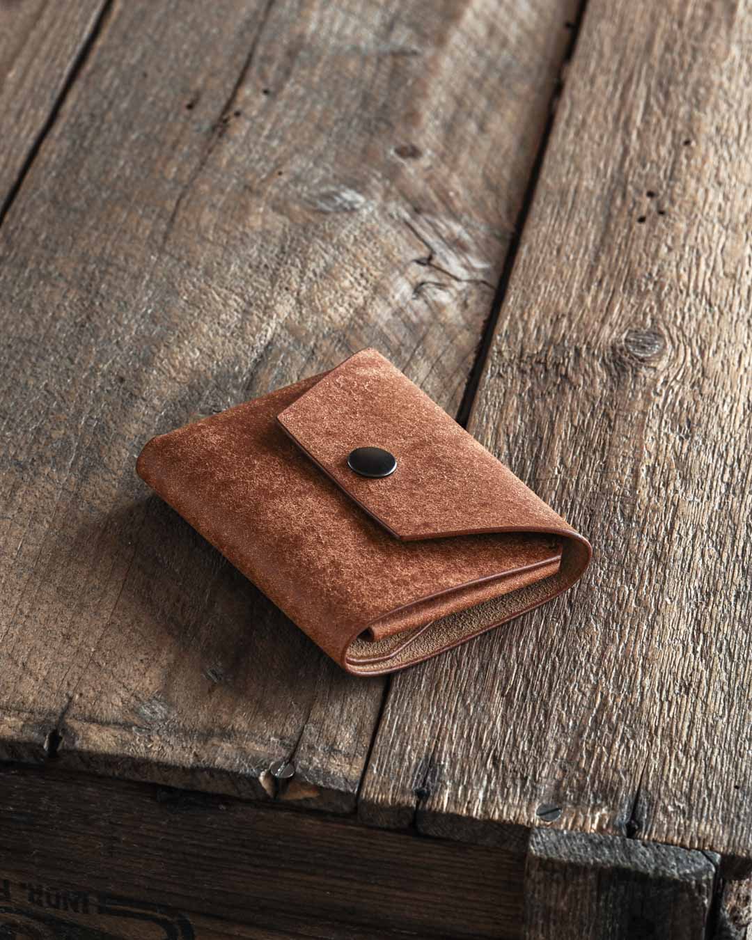 Luava handmade leather wallet Shilling cash wallet coin pouch color cognac